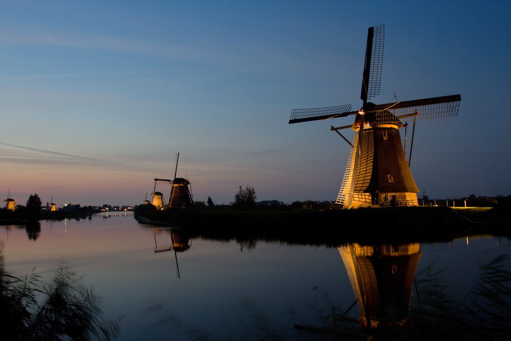 kinderdijk molen molens erfgoed hdr alblasserwaard werelderfgoed polder gemaal gemalen unesco lichtspektakel